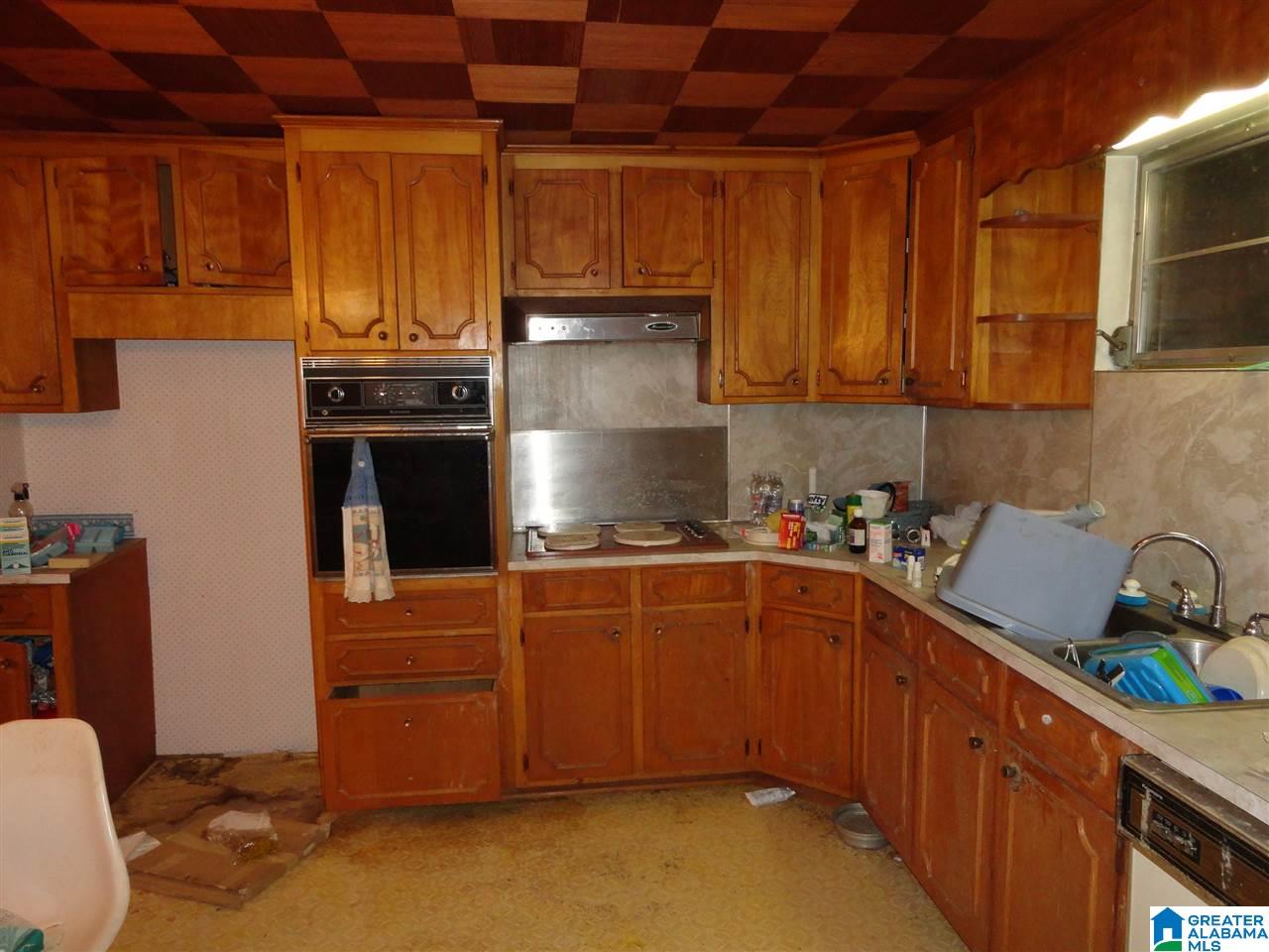 1051 Warrior Jasper Road Warrior, AL 35180 - Photo 9 of 24