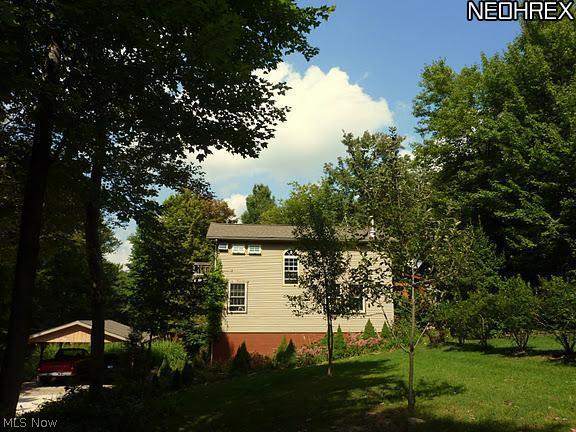 2040 Scroll Road Southwest Carrollton, OH 44615 - Photo 2 of 25 WELCOME TO 2040 SCROLL RD......... A PIECE OF PARADISE!