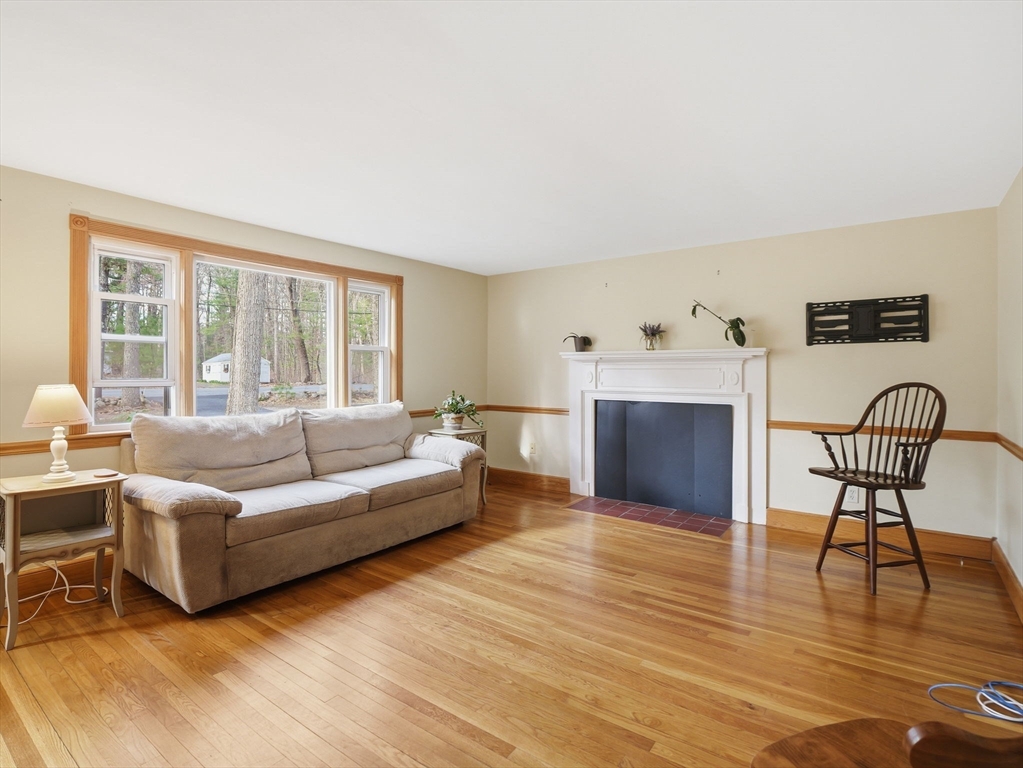 45 Campmeeting Road Topsfield, MA 01983 - Photo 3 of 42