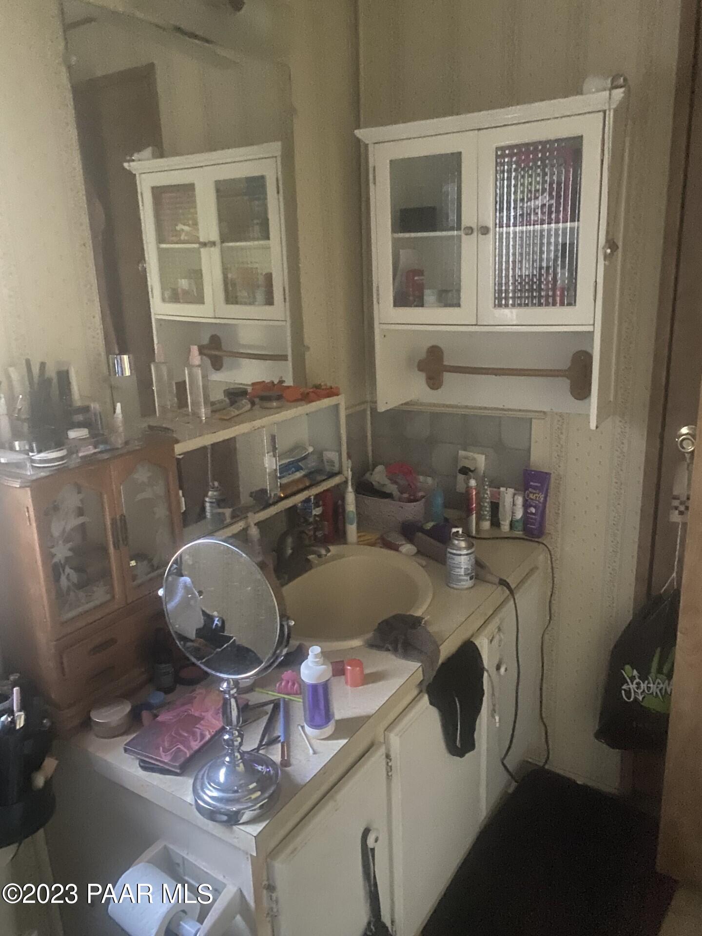 4581 North Ranger Road Prescott Valley, AZ 86314 - Photo 13 of 14 4581 N Ranger Rd master bath2