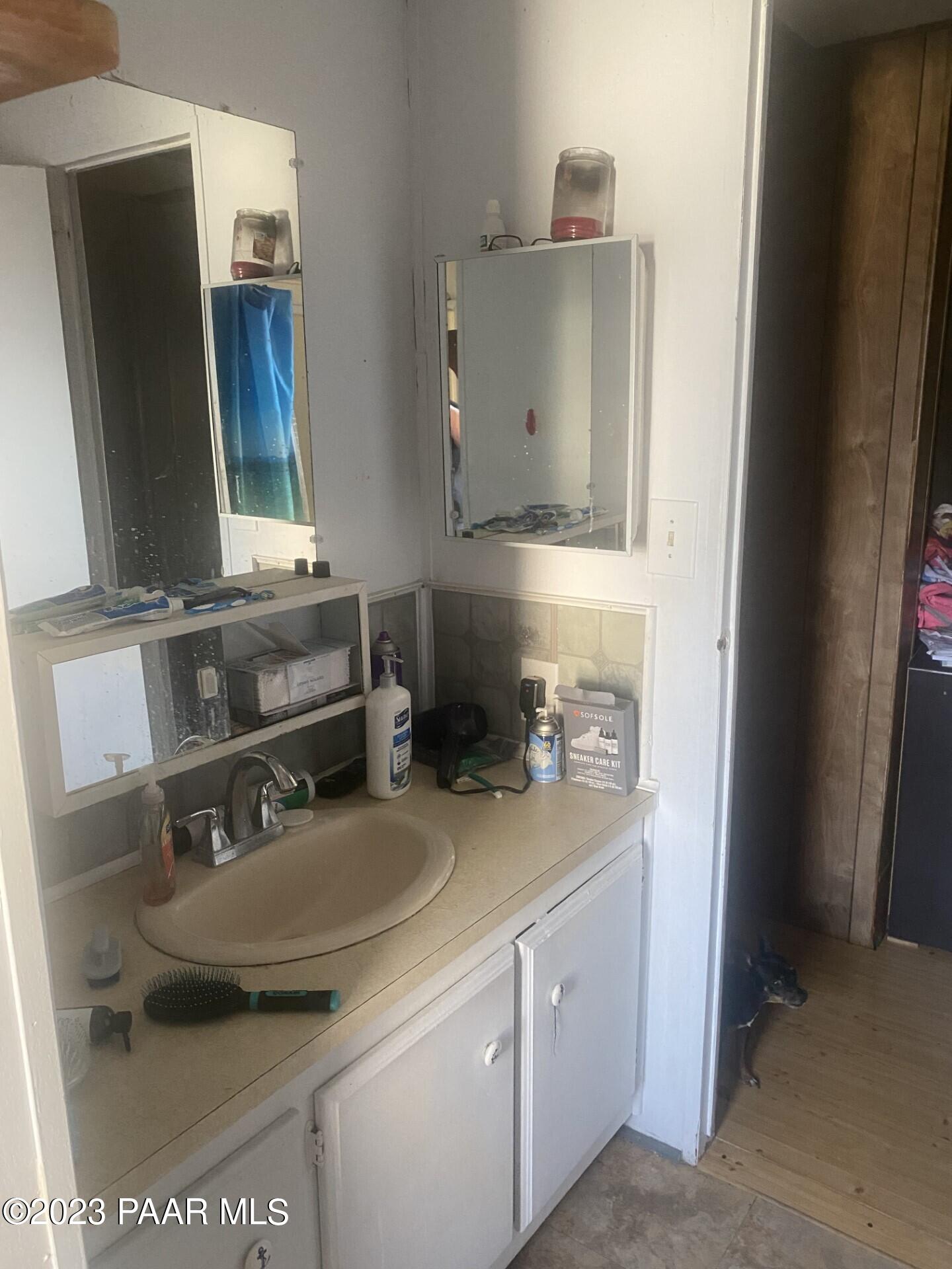 4581 North Ranger Road Prescott Valley, AZ 86314 - Photo 5 of 14 4581 N Ranger Rd hall bath 2