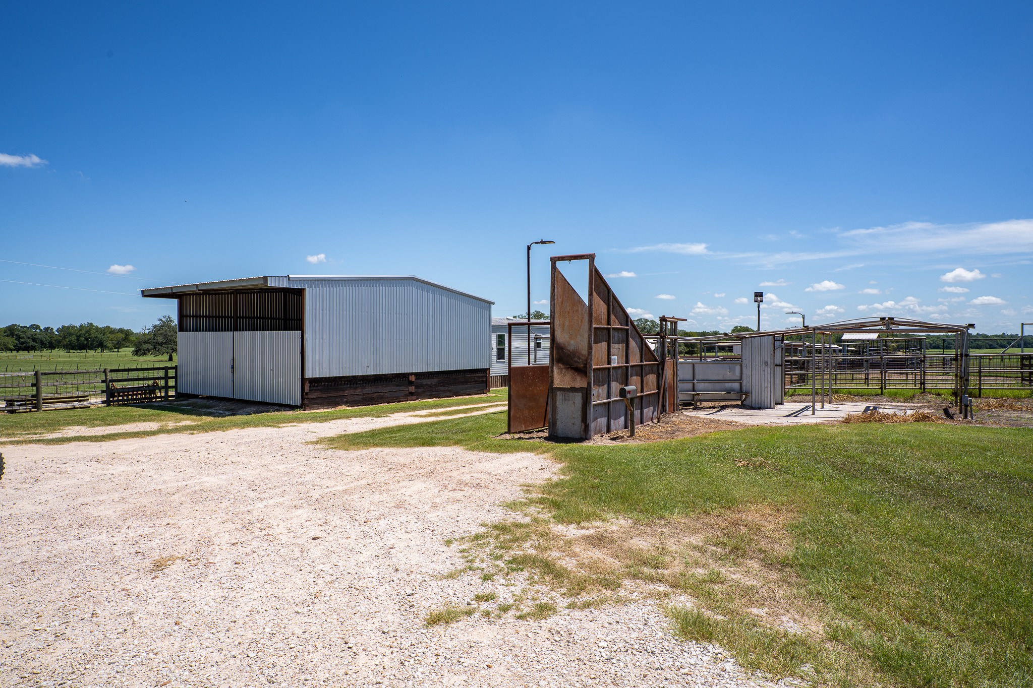 1119 Wolters Road Schulenburg, TX 78956 - Photo 28 of 50