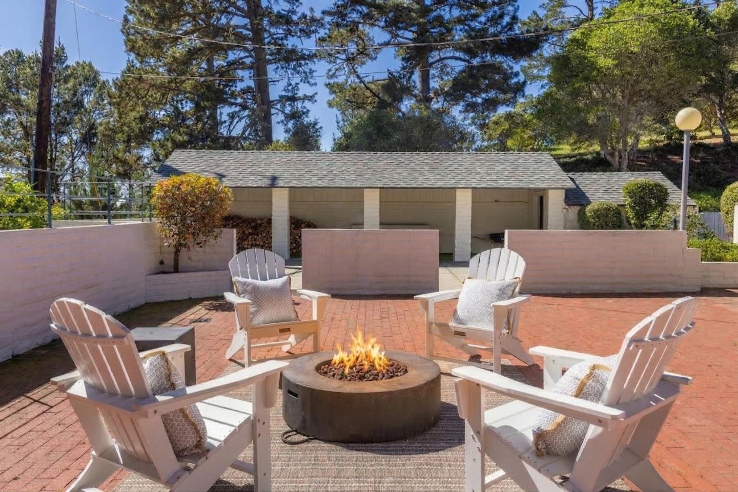 507 Aguajito Road Carmel, CA 93923 - Photo 15 of 39