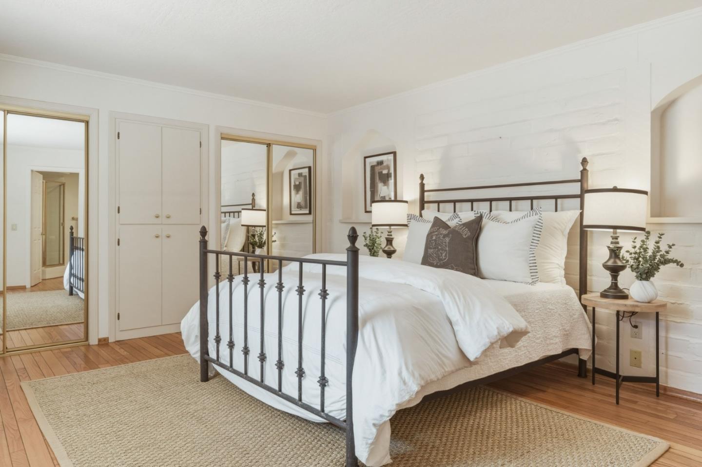 507 Aguajito Road Carmel, CA 93923 - Photo 23 of 39