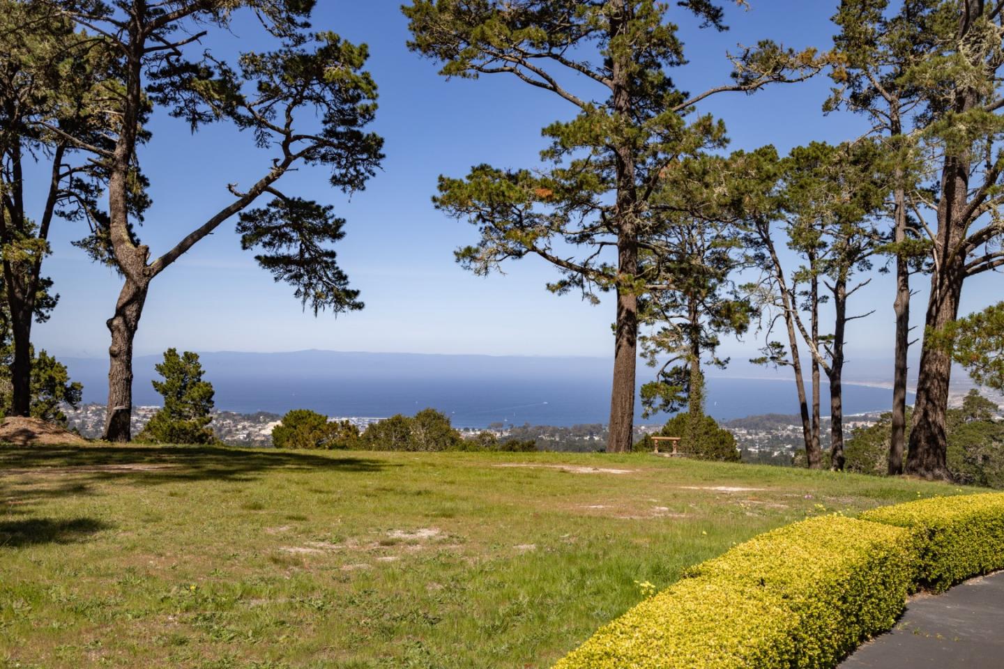 507 Aguajito Road Carmel, CA 93923 - Photo 32 of 39