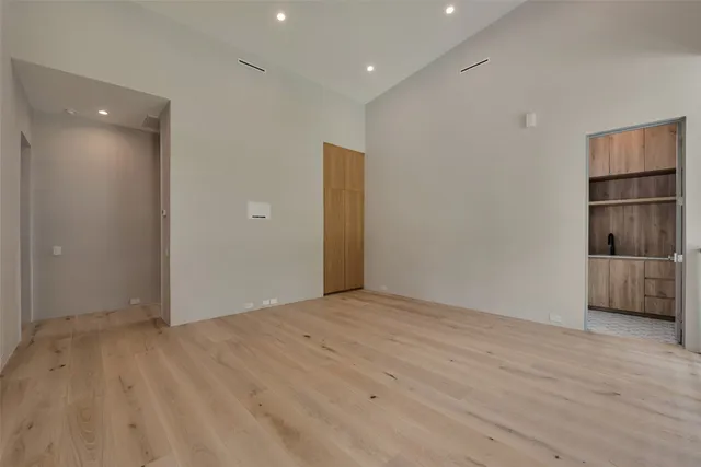 $2,197,500 | 51 Huntsmans Horn Circle, The Woodlands, TX 77380