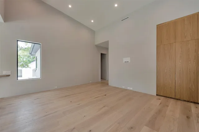 $2,197,500 | 51 Huntsmans Horn Circle, The Woodlands, TX 77380