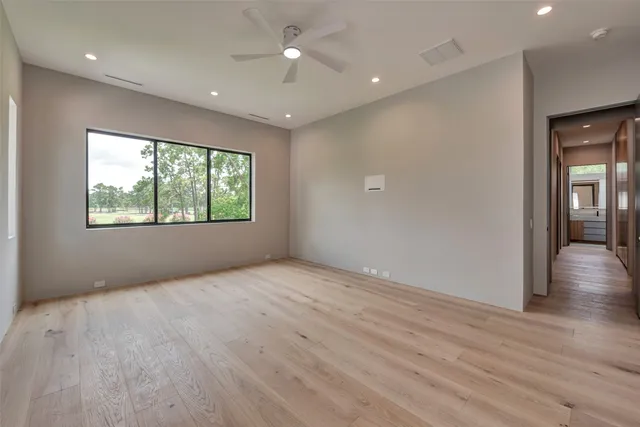 $2,197,500 | 51 Huntsmans Horn Circle, The Woodlands, TX 77380