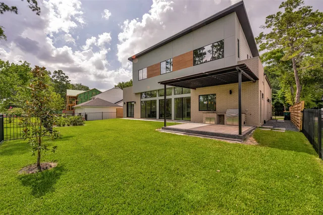 $2,197,500 | 51 Huntsmans Horn Circle, The Woodlands, TX 77380