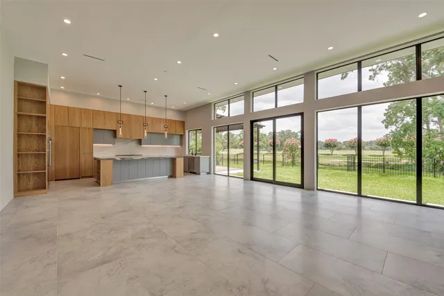 $2,197,500 | 51 Huntsmans Horn Circle, The Woodlands, TX 77380