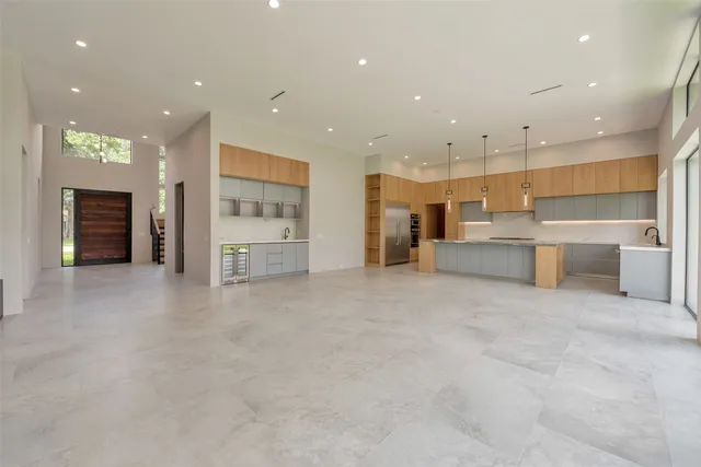 $2,197,500 | 51 Huntsmans Horn Circle, The Woodlands, TX 77380