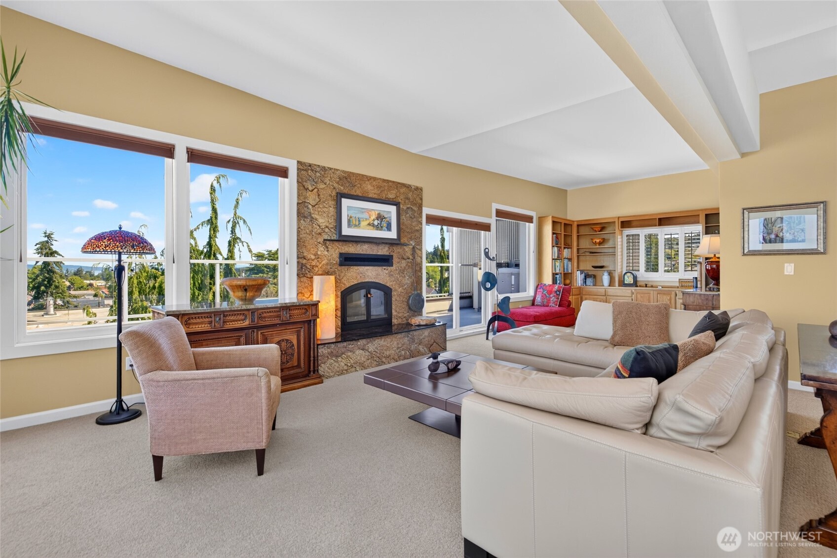 555 Alder Street Edmonds, WA 98020 - Photo 6 of 38