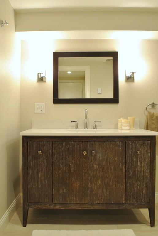 17 Giles Road Lincoln, MA 01773 - Photo 15 of 18 a bathroom with a sink vanity and mirror