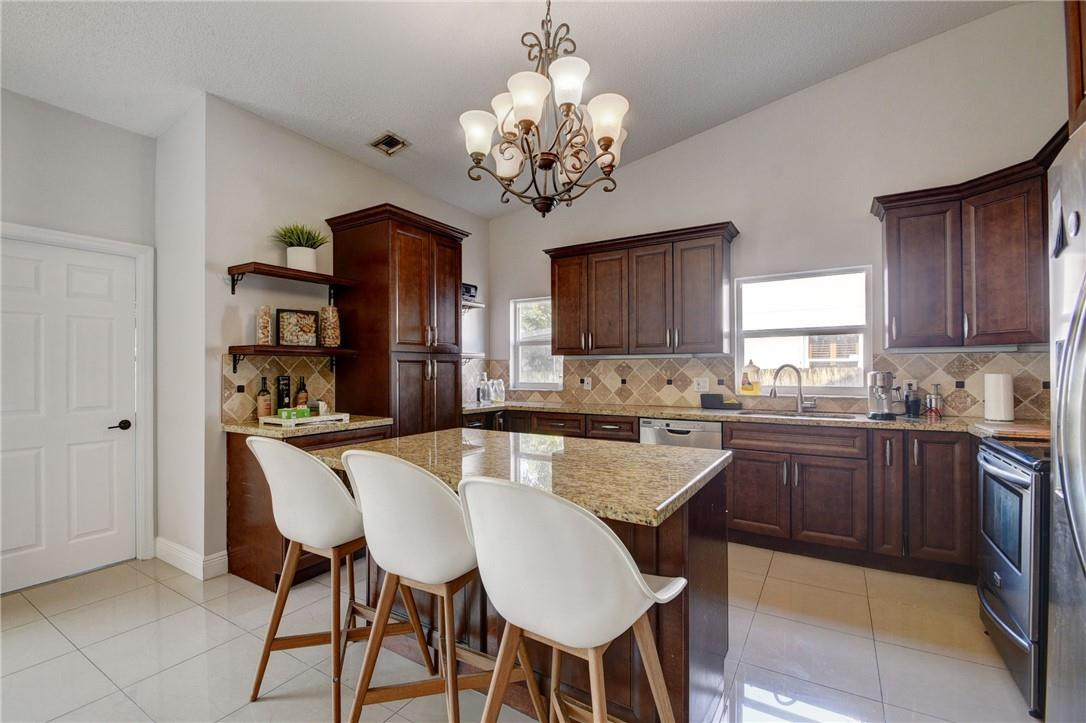 1400 Southwest 18th Street Boca Raton, FL 33486 - Photo 5 of 31 Photo 5