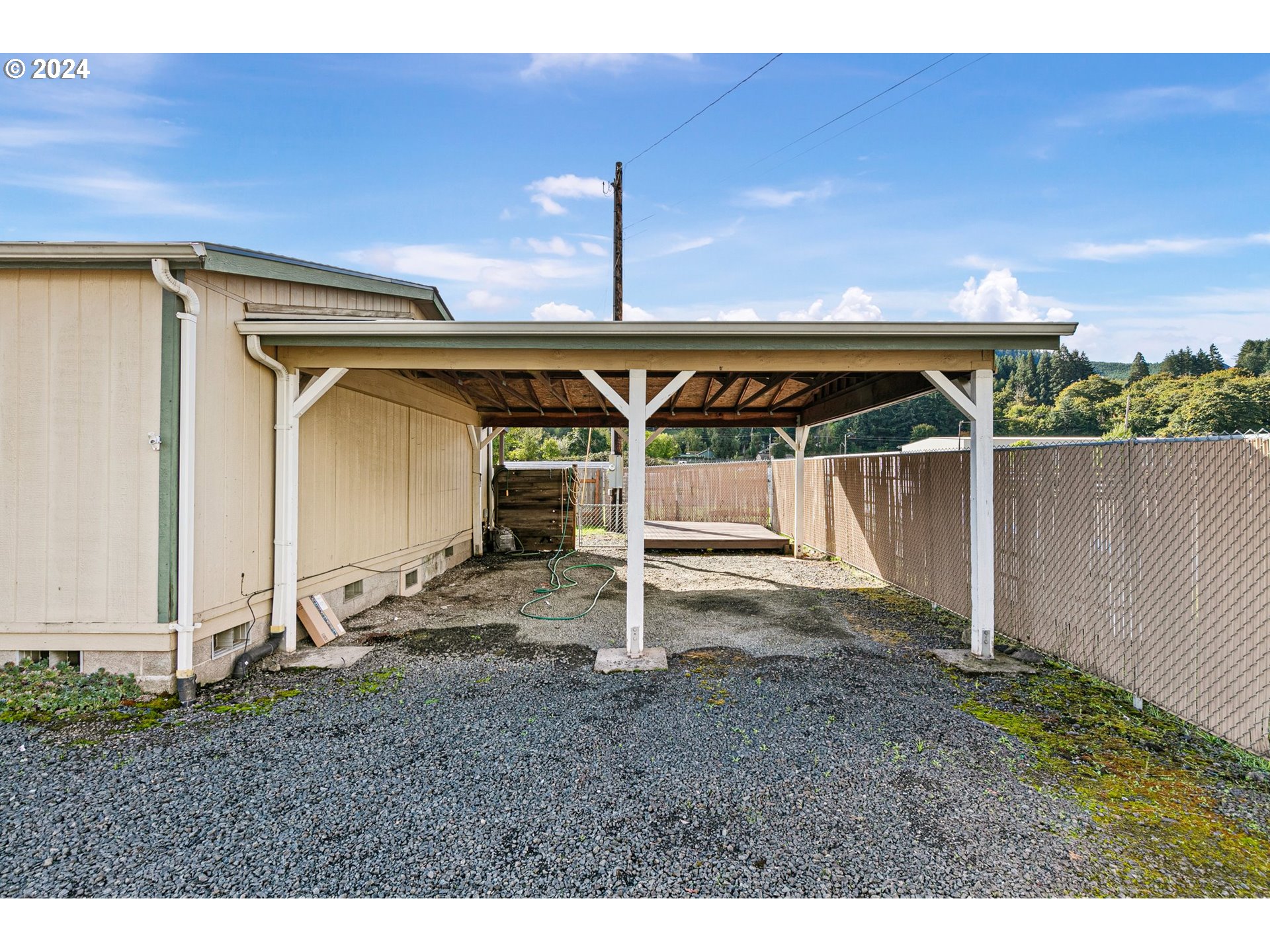 451 Applegate Avenue Drain, OR 97435 - Photo 6 of 39 Gallery Image 6