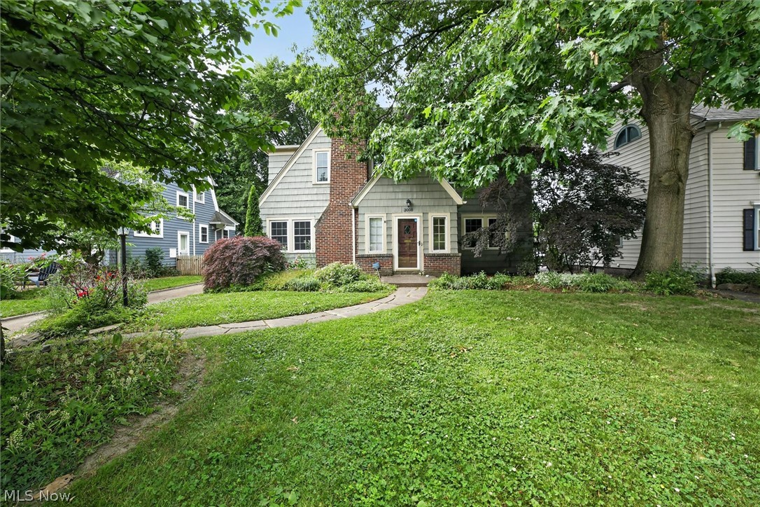 3008 Warrington Road Shaker Heights, OH 44120 - Photo 3 of 47