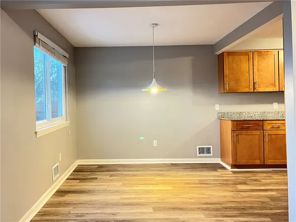 $2,200 | 6 Bucklebury Hill, Perinton, NY 14450