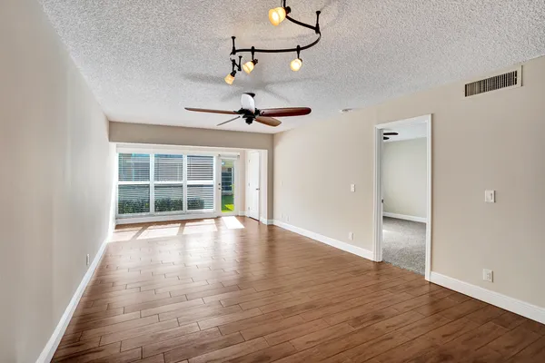 $187,000 | 1140 Boxwood Drive, Unit 102, Delray Beach, FL 33445
