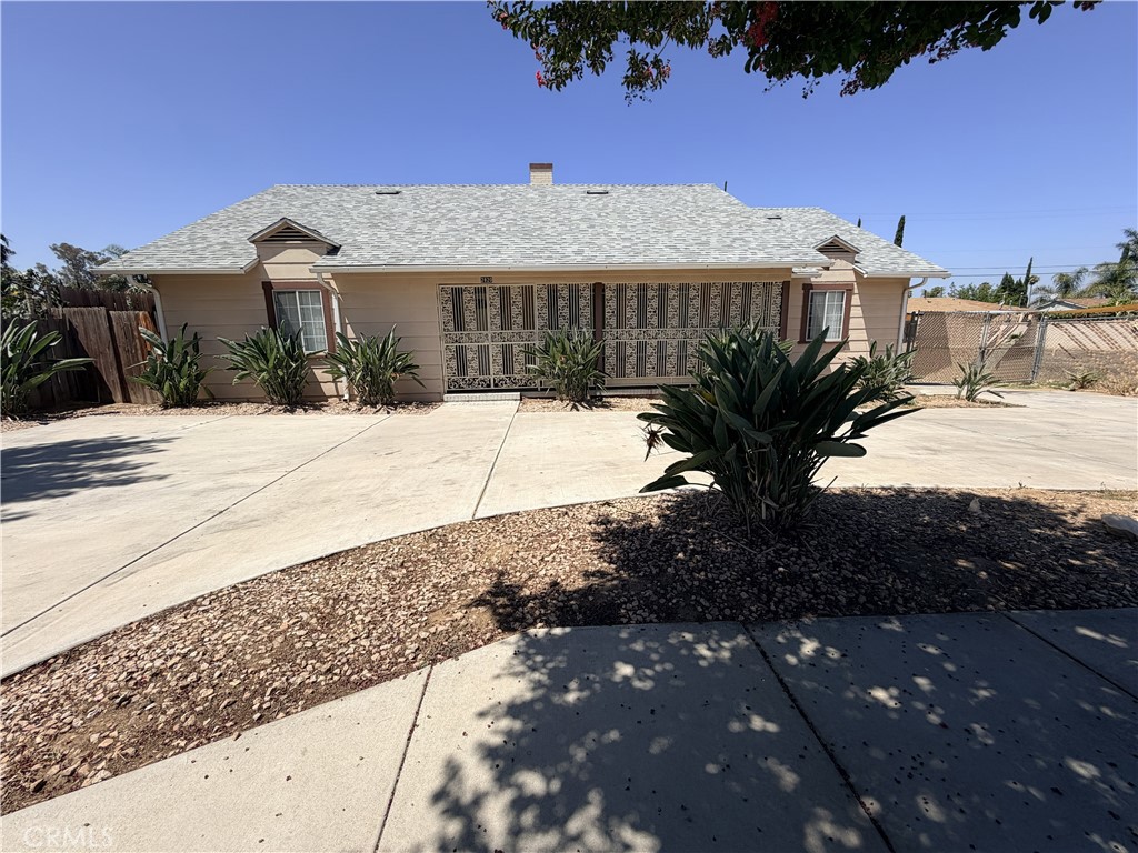 2820 Madison Street Riverside, CA 92504 - Photo 4 of 20