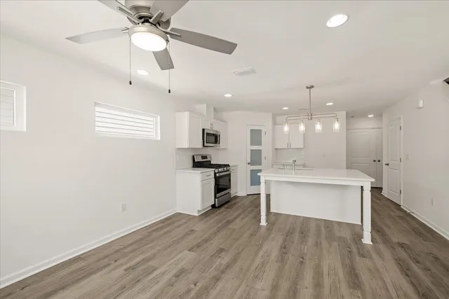 $2,250 | 3694 Meadow Vista Lane, Tallahassee, FL 32308