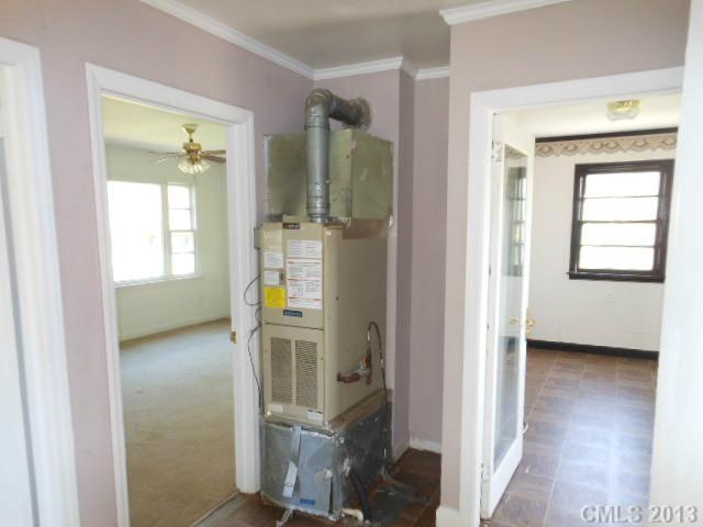 324 Rhyne Station Road Charlotte, NC 28214 - Photo 8 of 10 Gallery Image 8