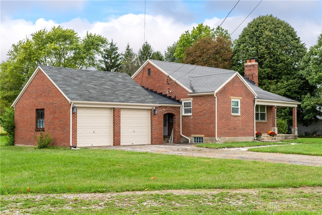 11083 Haber Road Clayton, OH 45322 - Photo 1 of 36