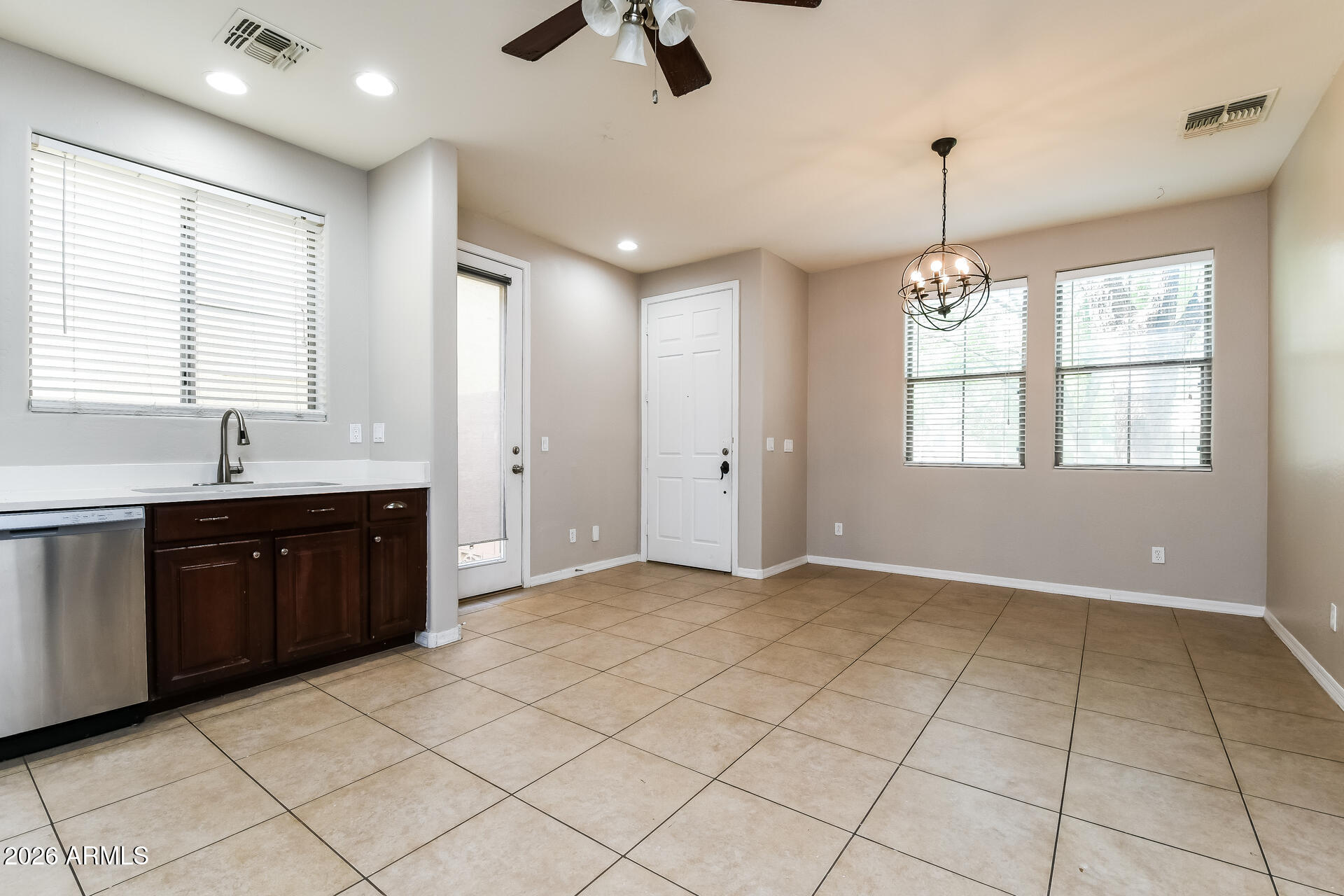 451 South Hawes Road, Unit 18 Mesa, AZ 85208 - Photo 3 of 23