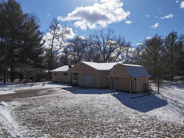 $199,000 | 14099 Studebaker Avenue, Brethren, MI 49619