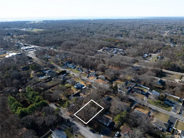 $99,000 | Maple Avenue, Bellport, NY 11713