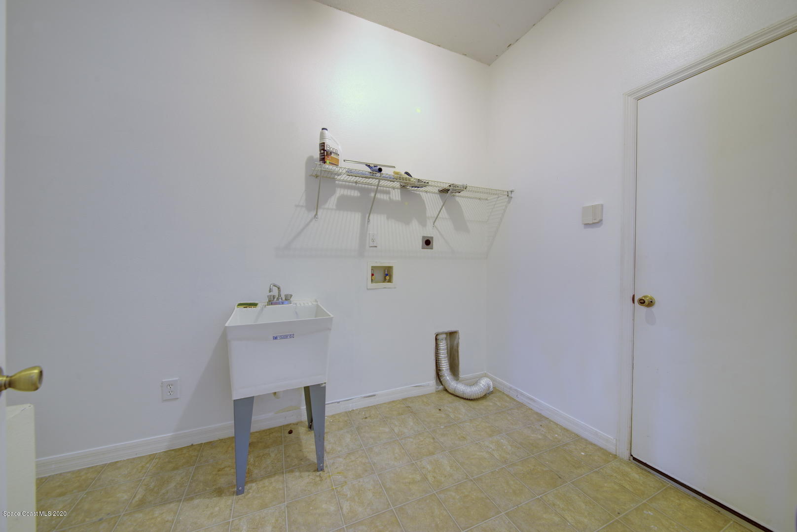 436 Larino Road Southwest Palm Bay, FL 32908 - Photo 42 of 48 Laundry Room