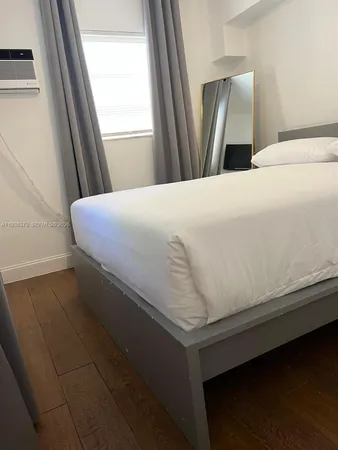 $1,950 | 740 Michigan Avenue, Unit 5, Miami Beach, FL 33139