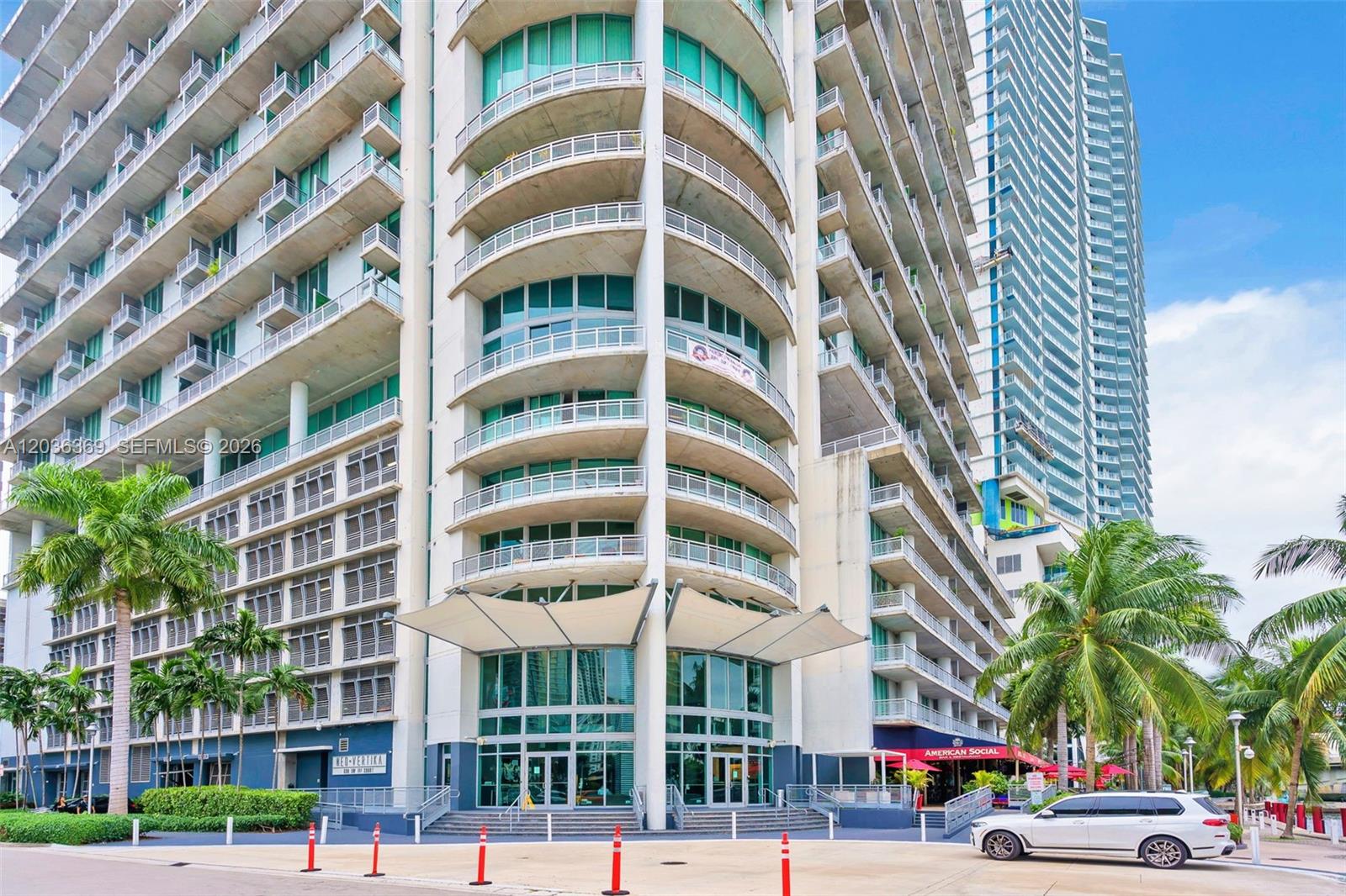 690 Southwest 1st Court, Unit PHII16 Miami, FL 33130 - Photo 19 of 32