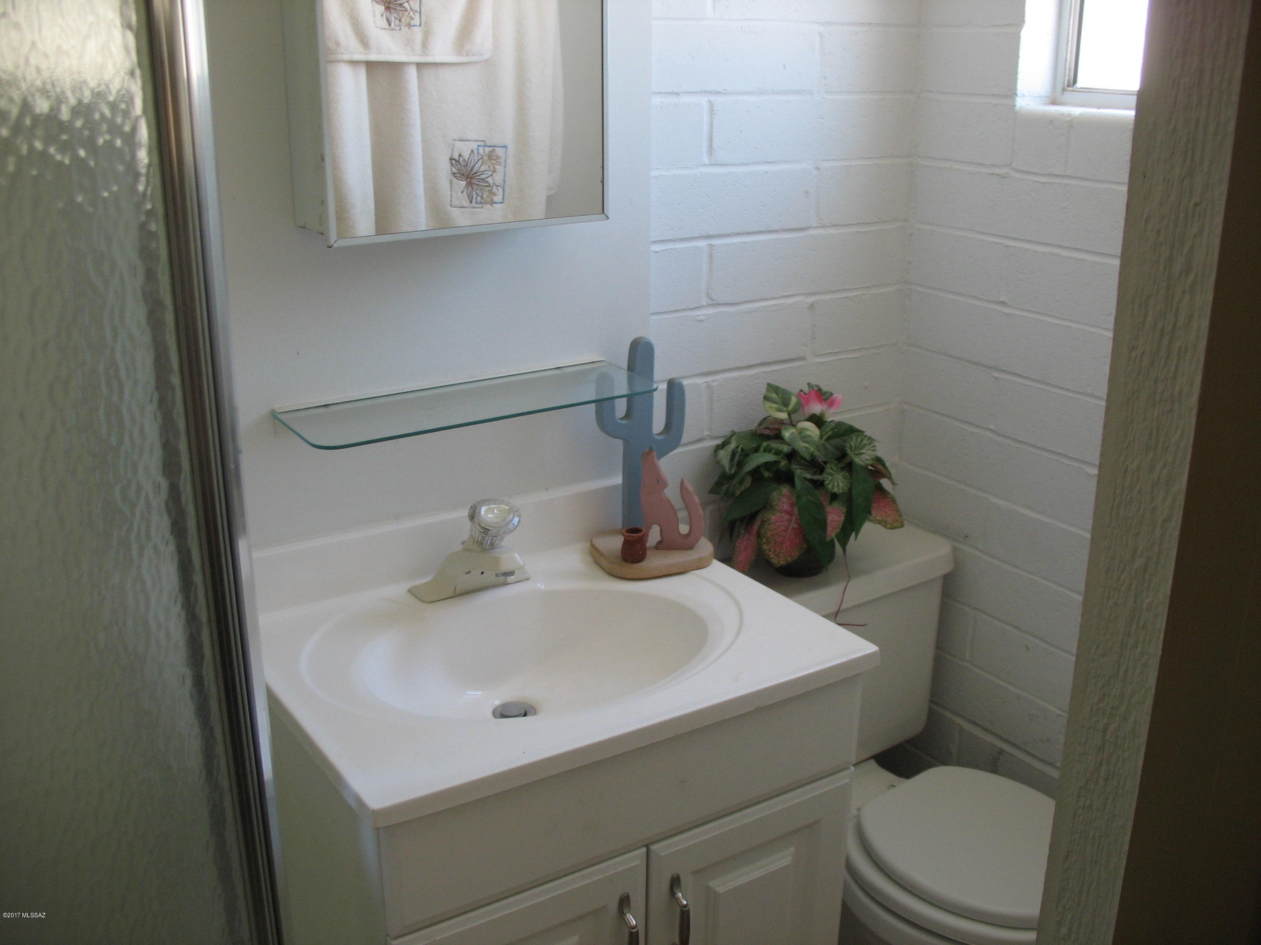5756 West Box R Street Tucson, AZ 85713 - Photo 11 of 14 Gallery Image 11