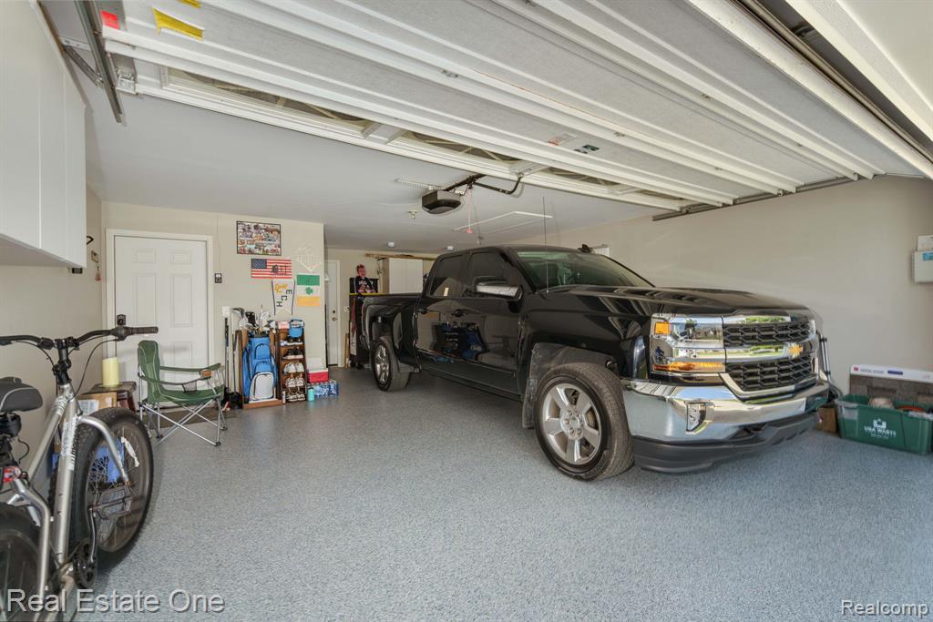 9545 Crown Ridge Road White Lake, MI 48386 - Photo 39 of 40 Gallery Image 39