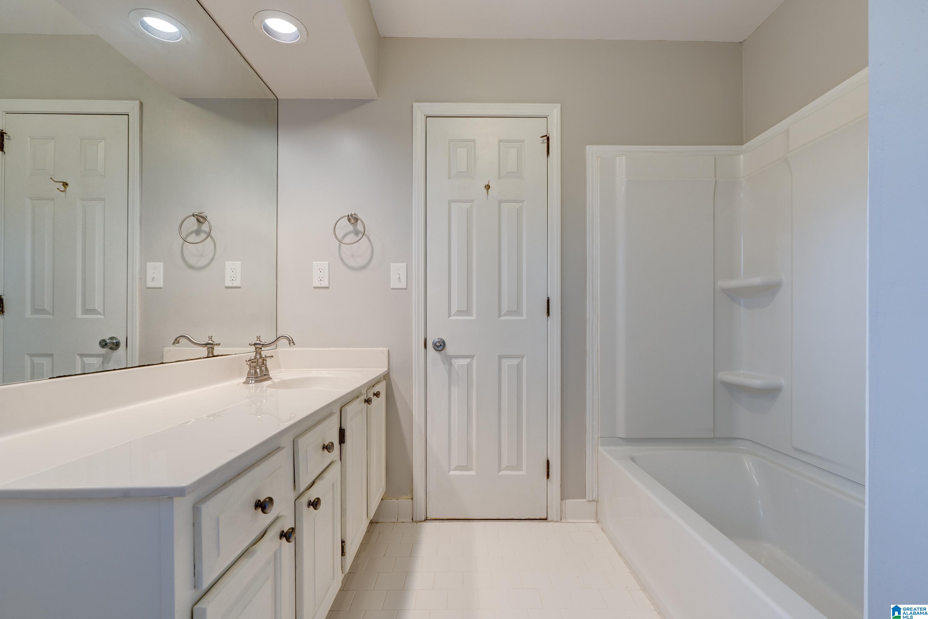 6049 Woodvale Road Helena, AL 35080 - Photo 24 of 46