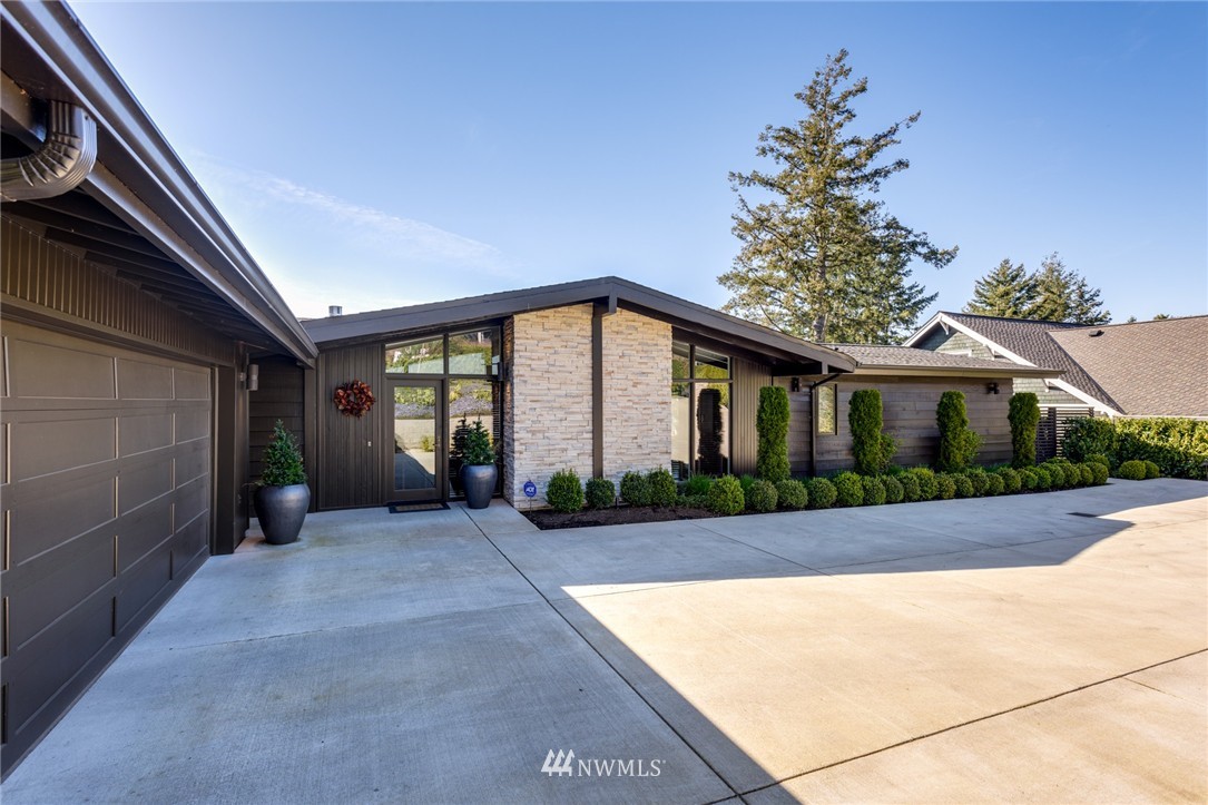 616 Bayside Road Bellingham, WA 98225 - Photo 3 of 18