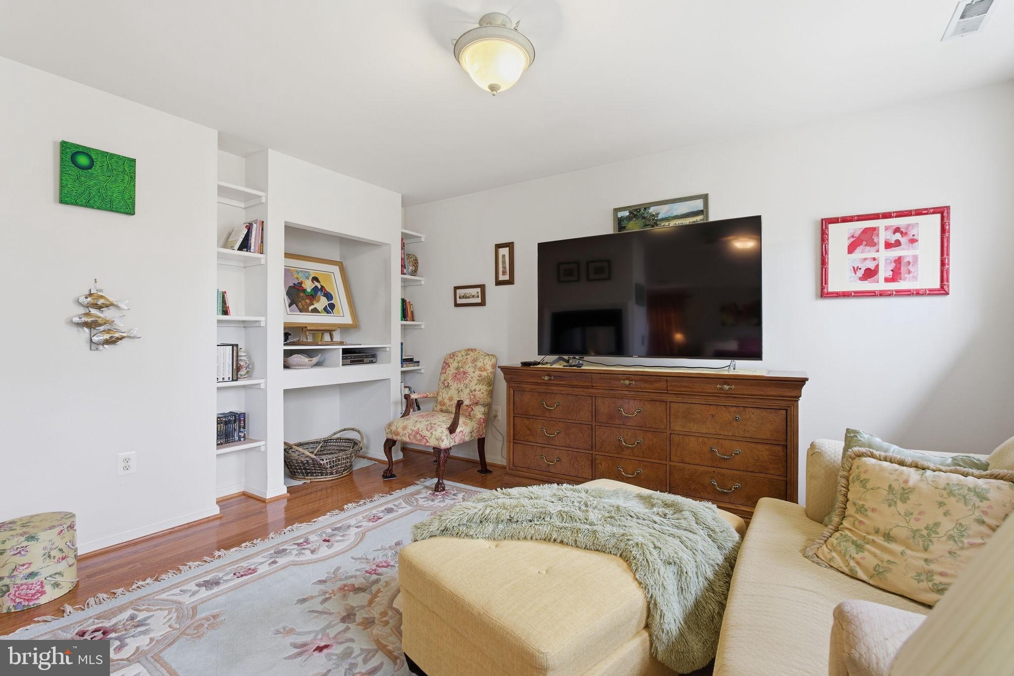 5534 Nutwell Sudley Road Deale, MD 20751 - Photo 31 of 58 Cozy living space with modern charm.