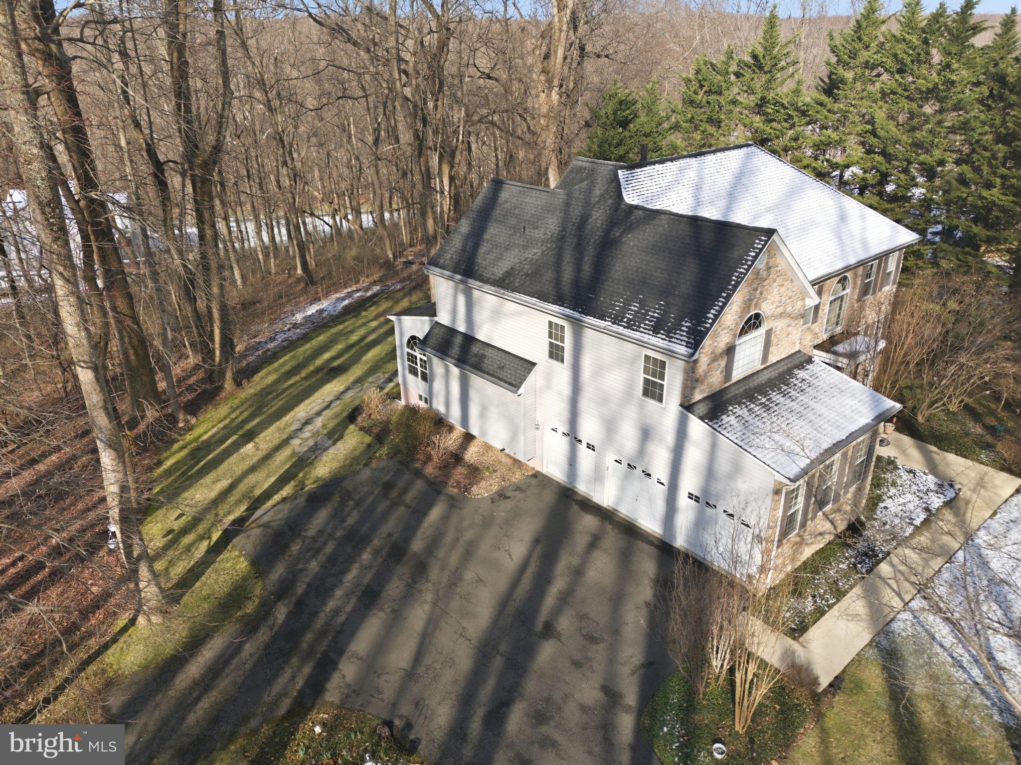 5534 Nutwell Sudley Road Deale, MD 20751 - Photo 4 of 58 Charming home nestled among tranquil trees.