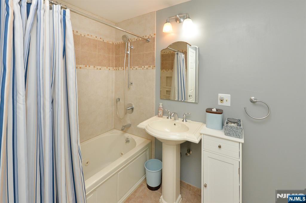 6 Long Avenue Mahwah, NJ 07430 - Photo 25 of 49