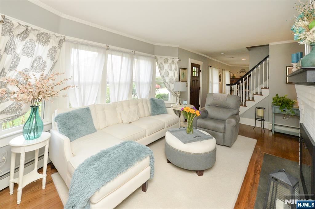 6 Long Avenue Mahwah, NJ 07430 - Photo 7 of 49