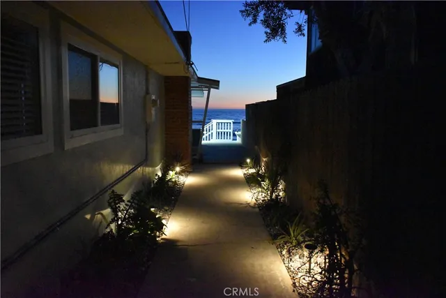 $750 | 35697 Beach Road, Dana Point, CA 92624