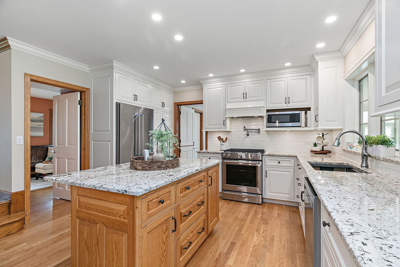 309 Three Oaks Road Cary, IL 60013 - Photo 16 of 62