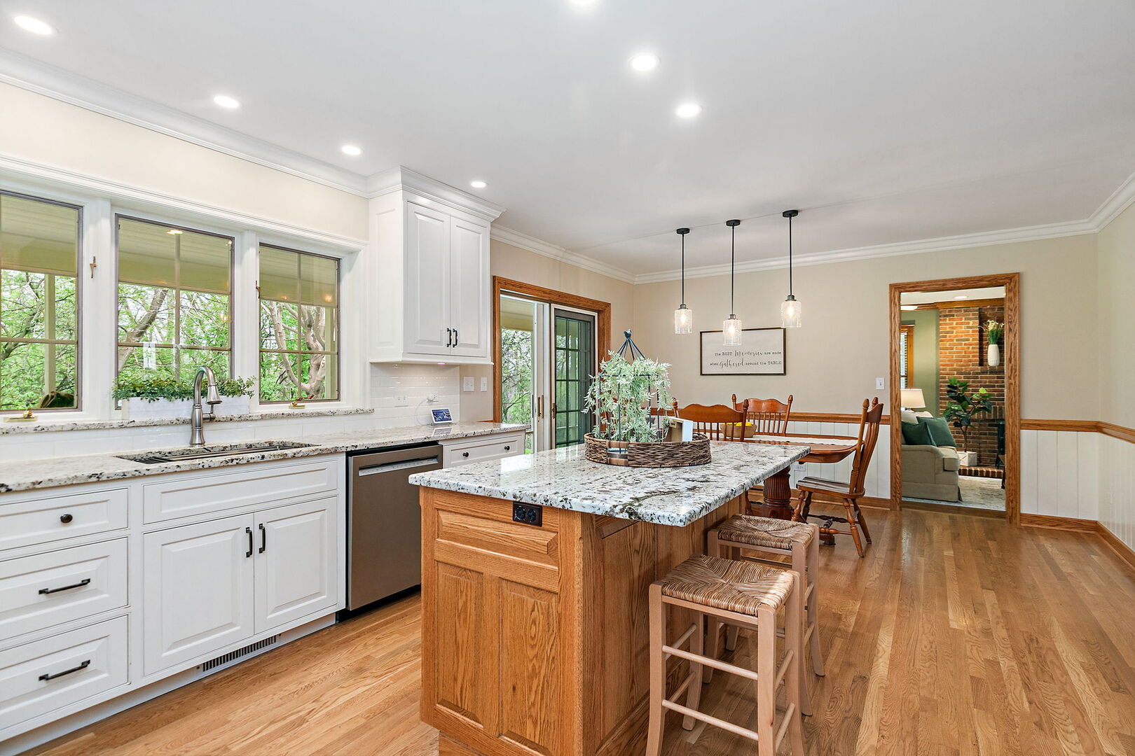 309 Three Oaks Road Cary, IL 60013 - Photo 17 of 62