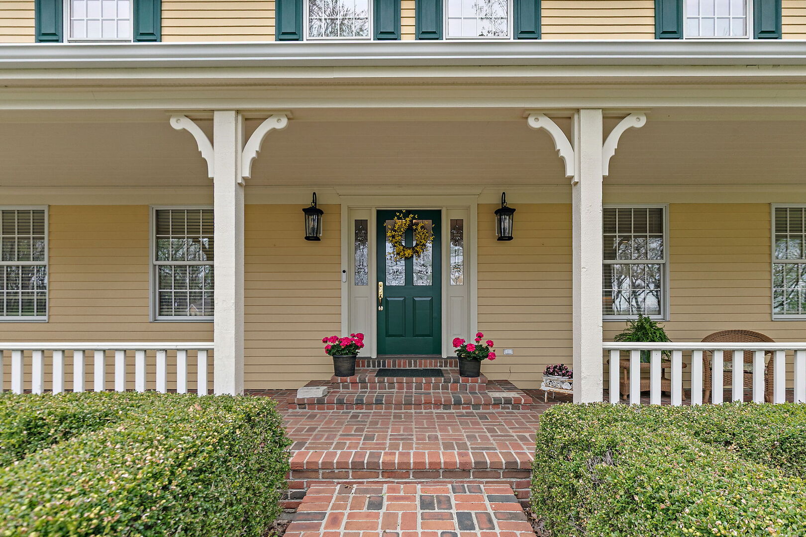 309 Three Oaks Road Cary, IL 60013 - Photo 3 of 62