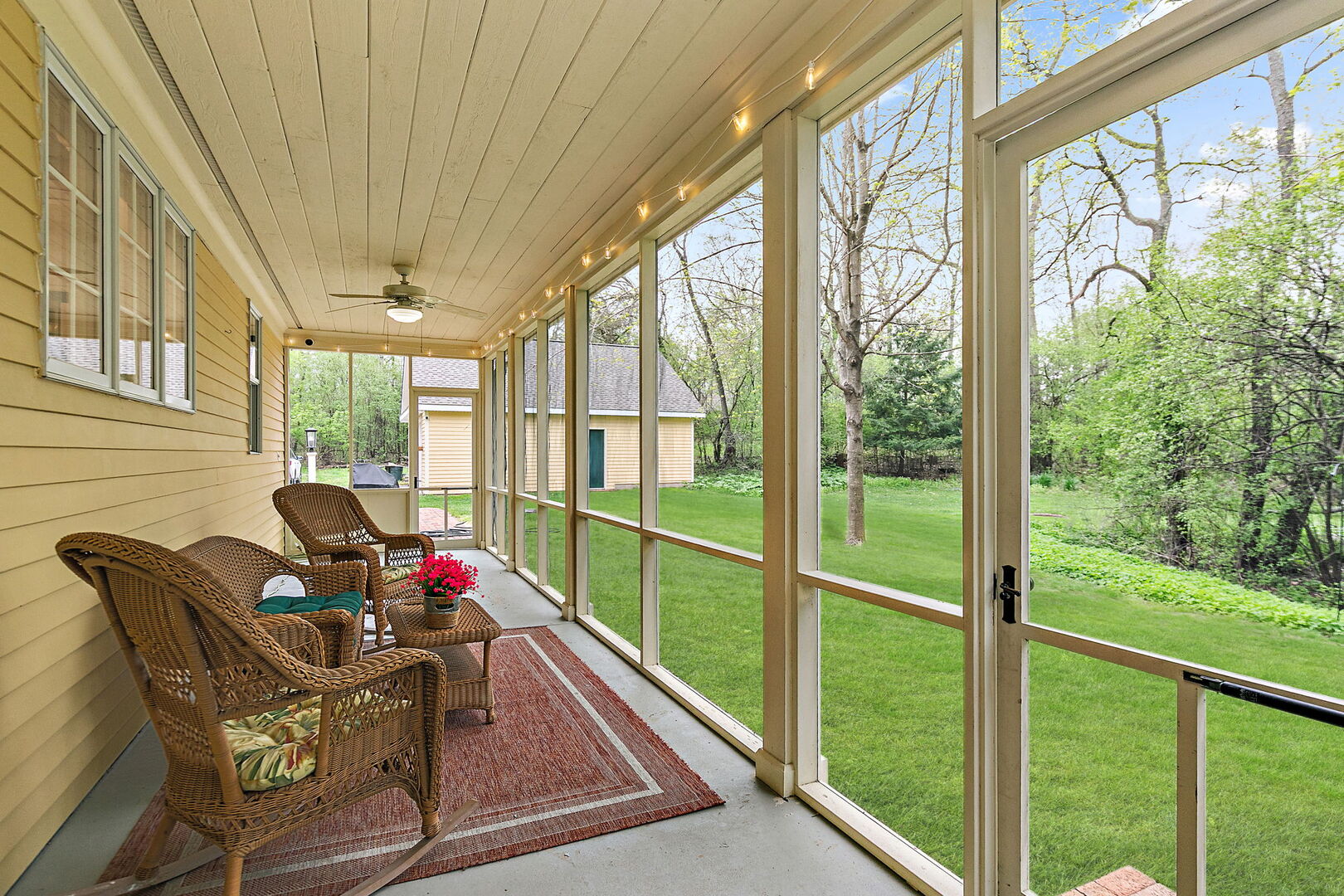 309 Three Oaks Road Cary, IL 60013 - Photo 35 of 62