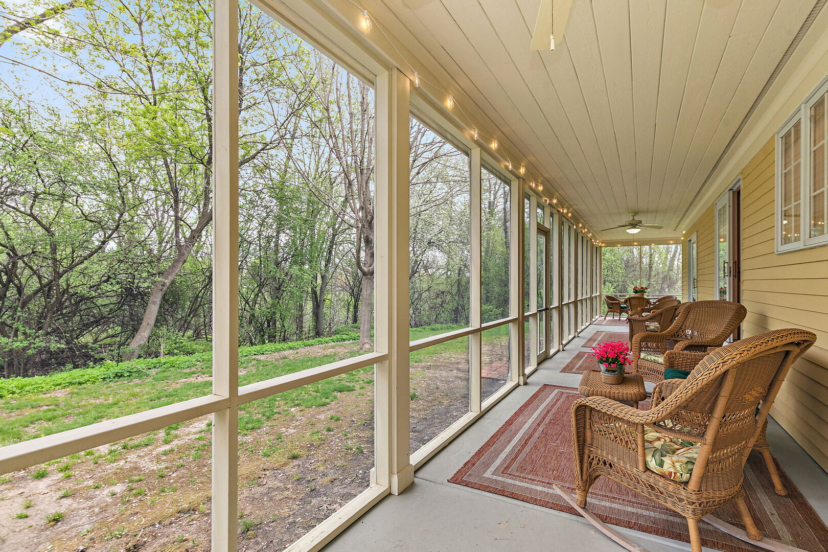 309 Three Oaks Road Cary, IL 60013 - Photo 36 of 62