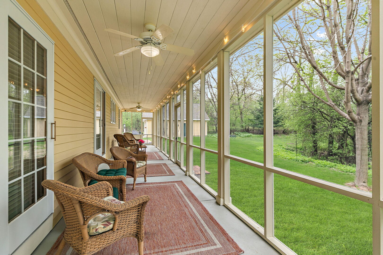 309 Three Oaks Road Cary, IL 60013 - Photo 38 of 62