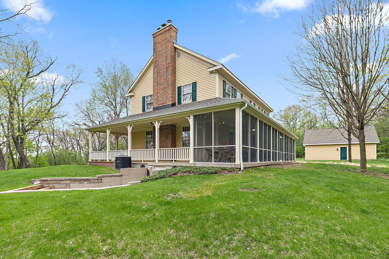 309 Three Oaks Road Cary, IL 60013 - Photo 40 of 62