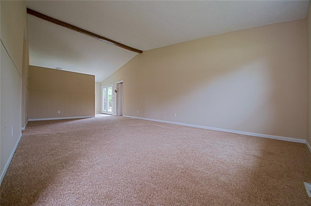 2210 Kent Road Shelbyville, IN 46176 - Photo 5 of 18 Gallery Image 5