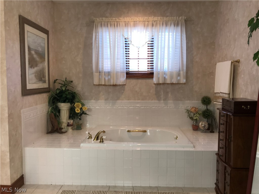 1069 Rector Road Parkersburg, WV 26105 - Photo 13 of 28